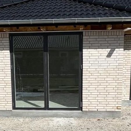 b04d9a27-7821-44e2-8e76-047ae8ba4b46